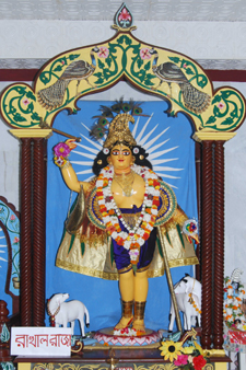 Natua Gour Rakhal besha